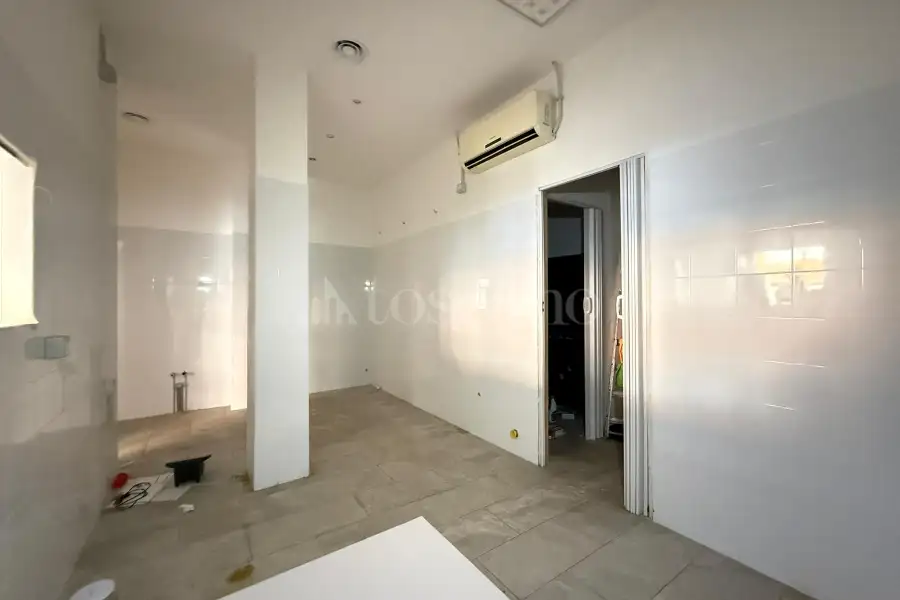 Negozio in vendita di 60 mq a €119.000 (rif. 18/2026)