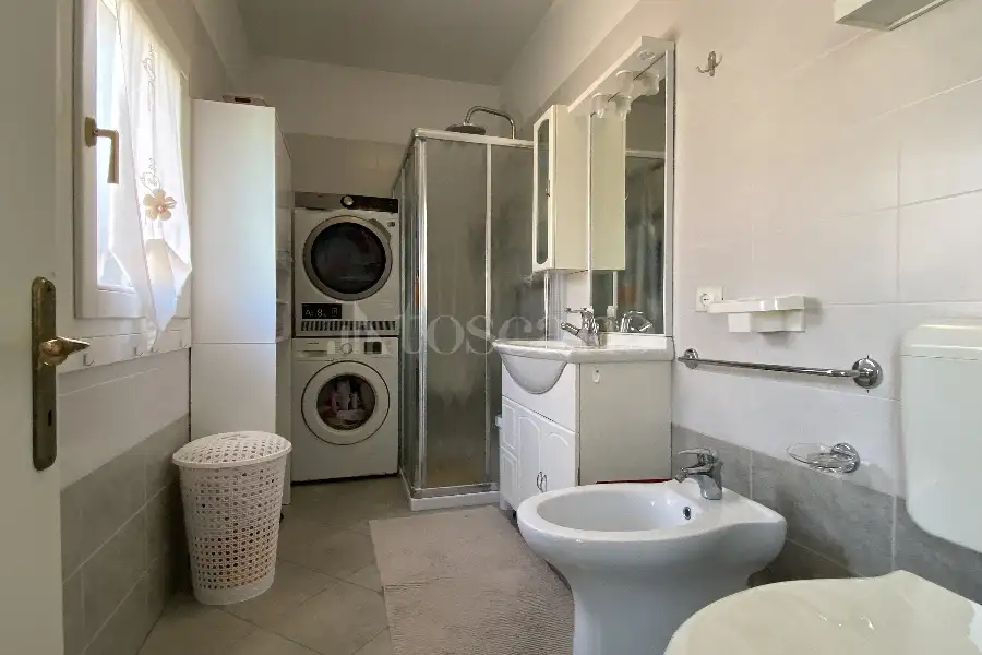 Casa Indipendente in vendita di 232 mq a €255.000 (rif. 17/2026)