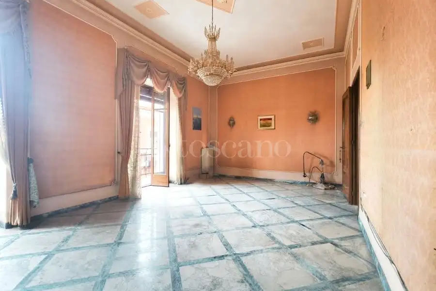 Casa Indipendente in vendita di 416 mq a €298.000 (rif. 174/2026)