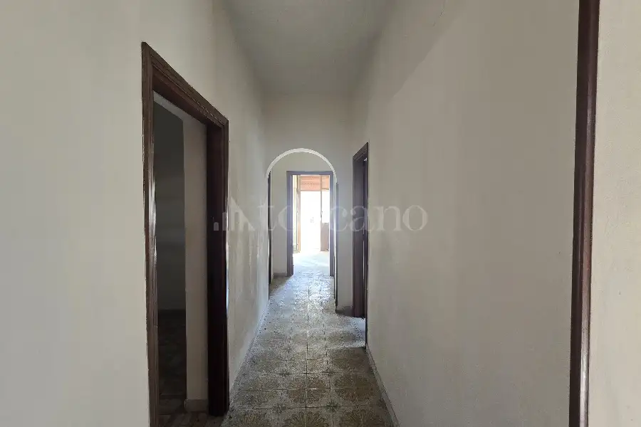 Palazzo in vendita di 328 mq a €265.000 (rif. 61/2026)