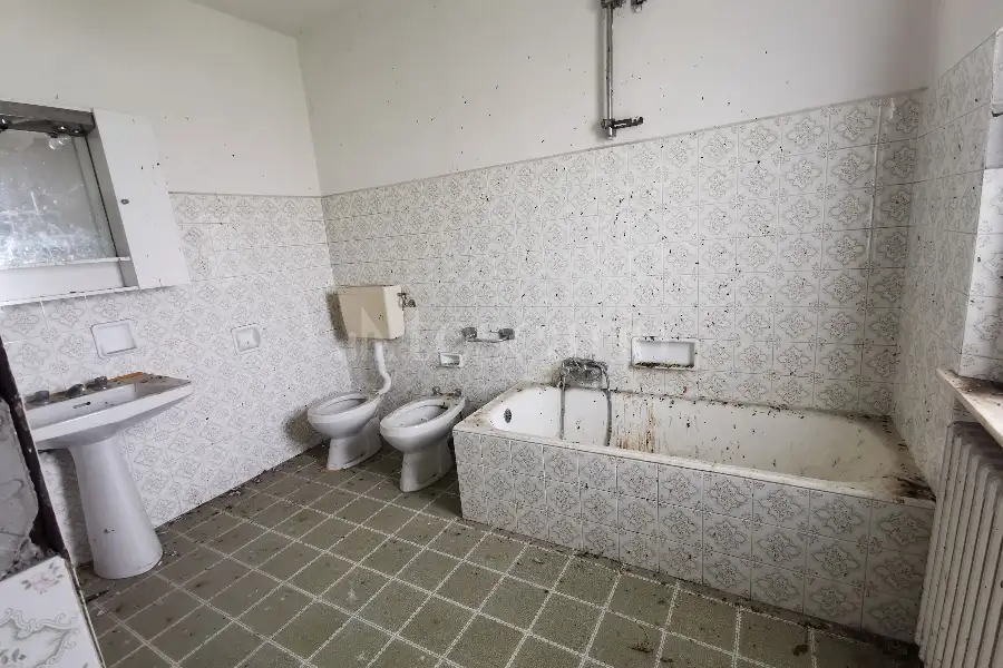 Casa Indipendente in vendita di 160 mq a €25.000 (rif. 3/2026)