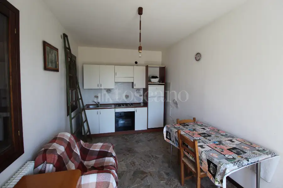 Rustico in vendita di 255 mq a €99.000 (rif. 92/2026)