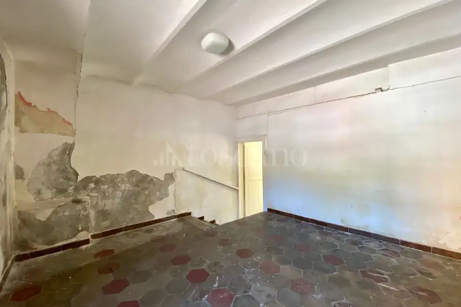Casa Indipendente in vendita di 192 mq a €87.000 (rif. 44/2023)