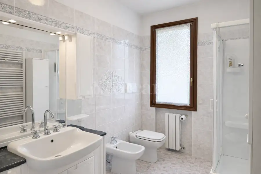 Casa in vendita di 220 mq a €440.000 (rif. 8/2026)