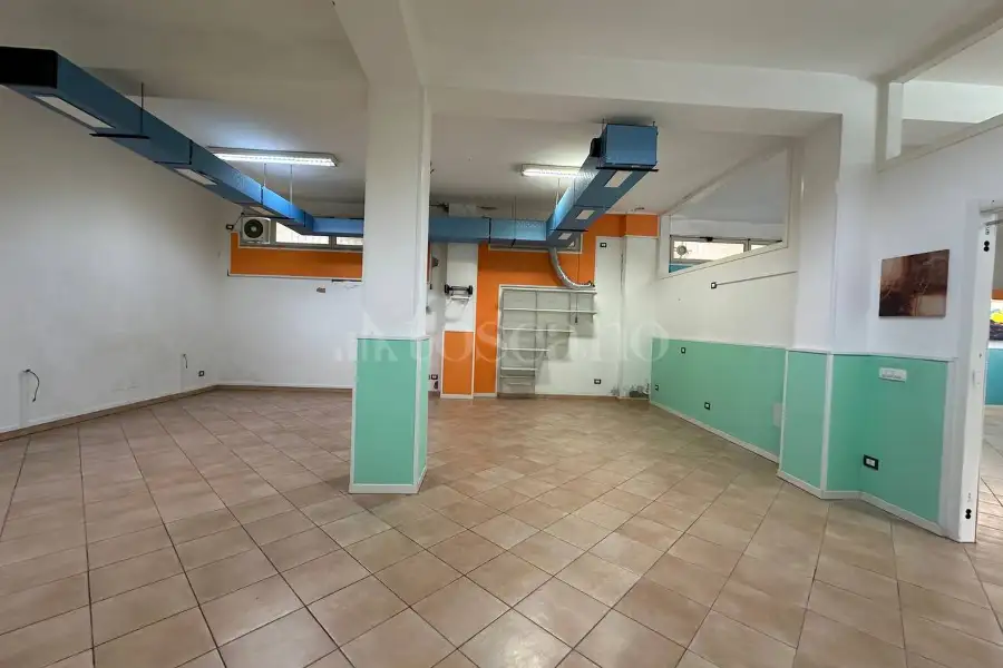 Magazzino in vendita di 136 mq a €88.000 (rif. 156/2025)