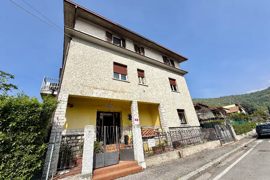 Negozio in vendita di 80 mq a €150.000 (rif. 28/2026)