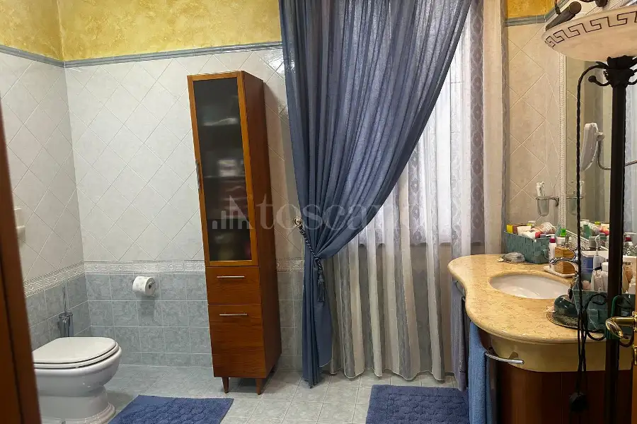 Casa Indipendente in vendita di 250 mq a €250.000 (rif. 92/2026)