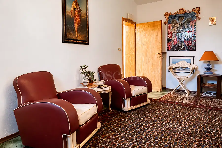 Villa in vendita di 364 mq a €599.000 (rif. 10/2026)