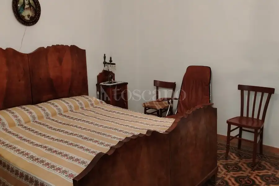 Casa Indipendente in vendita di 150 mq a €35.000 (rif. 225/2026)