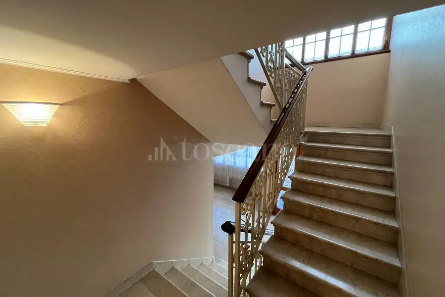 Villa in vendita di 500 mq a €455.000 (rif. 56/2025)