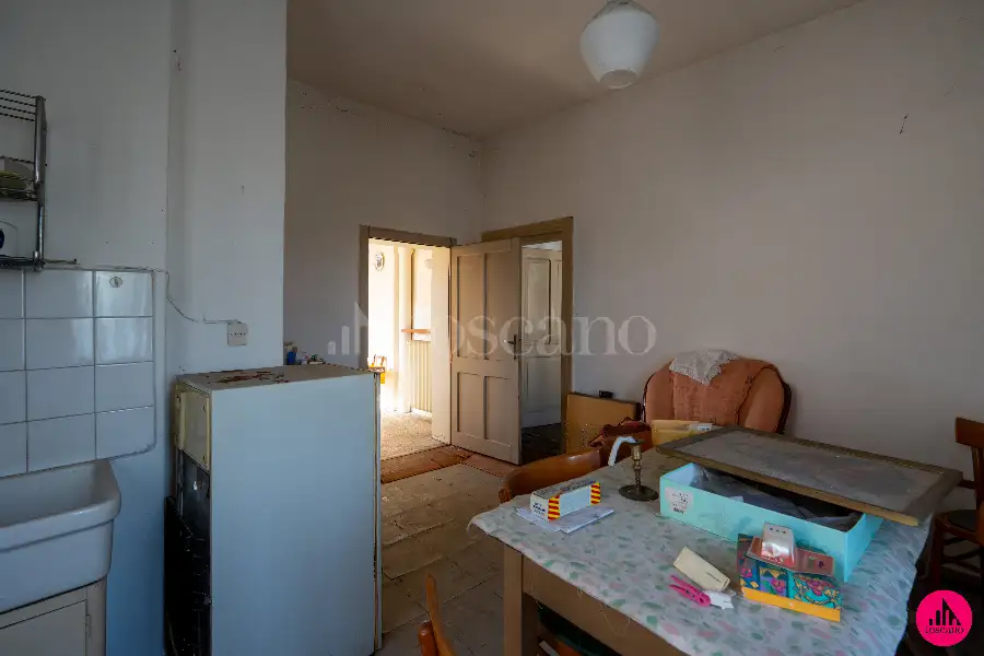 Rustico in vendita di 265 mq a €80.000 (rif. 160/2026)