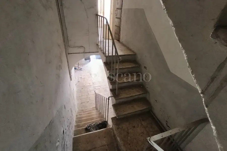 Palazzo in vendita di 408 mq a €1.100.000 (rif. 23/2026)