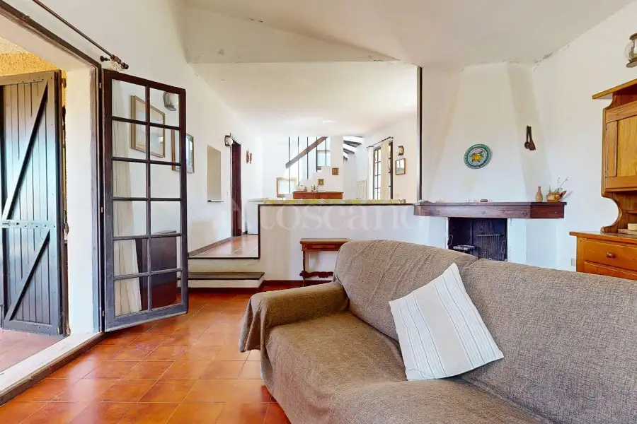 Villa in vendita di 260 mq trattativa riservata (rif. 10/2026)