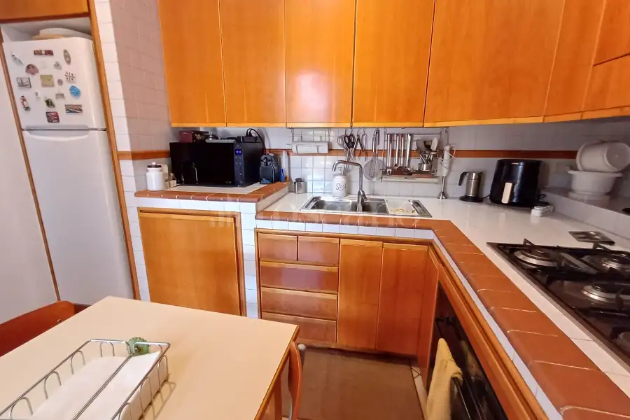 Casale in vendita di 560 mq a €1.250.000 (rif. 3/2026)