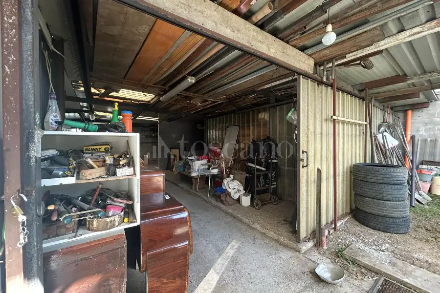 Magazzino in vendita di 143 mq a €195.000 (rif. 28/2026)