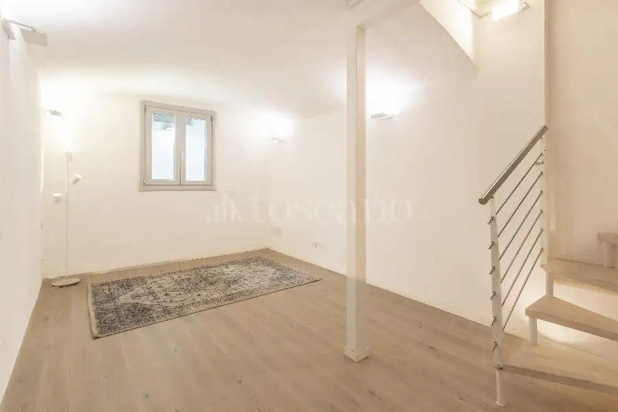 Ufficio in vendita di 85 mq a €650.000 (rif. 16/2026)