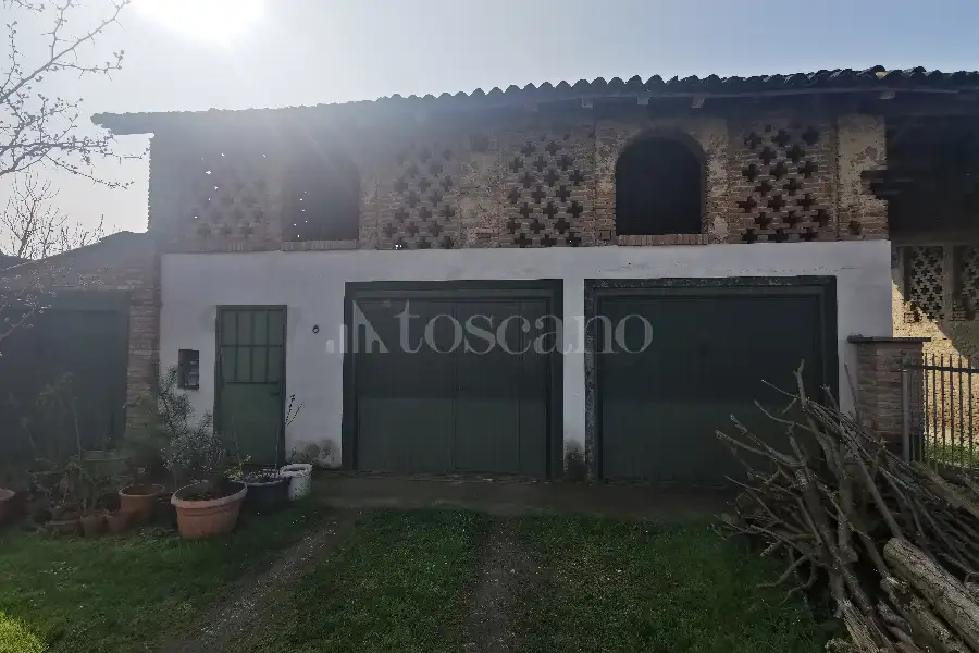 Casa Indipendente in vendita di 210 mq a €300.000 (rif. 9/2026)