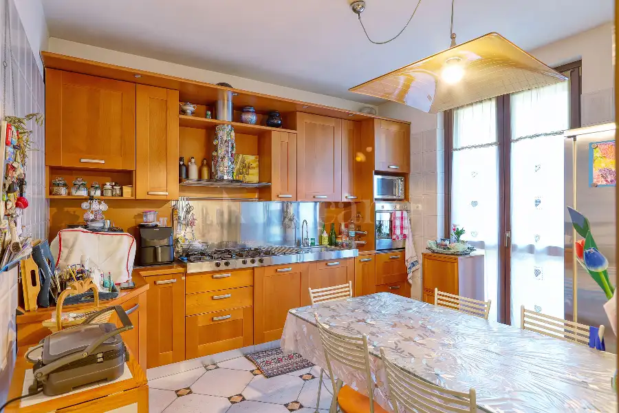 Villino a Schiera in vendita di 240 mq a €430.000 (rif. 133/2026)