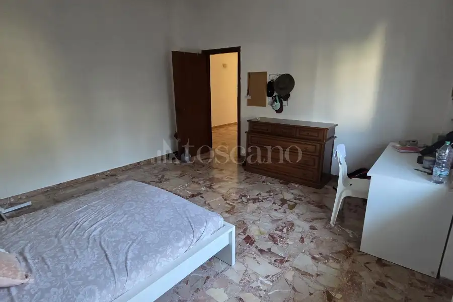 Villa Plurifamiliare in vendita di 575 mq a €580.000 (rif. 33/2026)