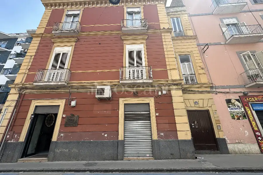 Negozio in affitto di 85 mq a €850 (rif. 19/2026)