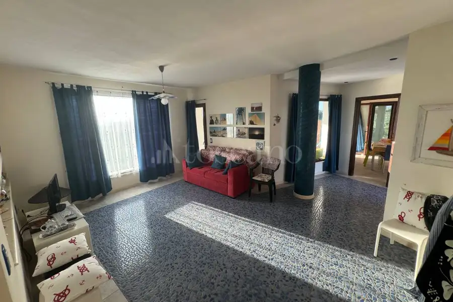 Villa in vendita di 215 mq a €650.000 (rif. 76/2024)