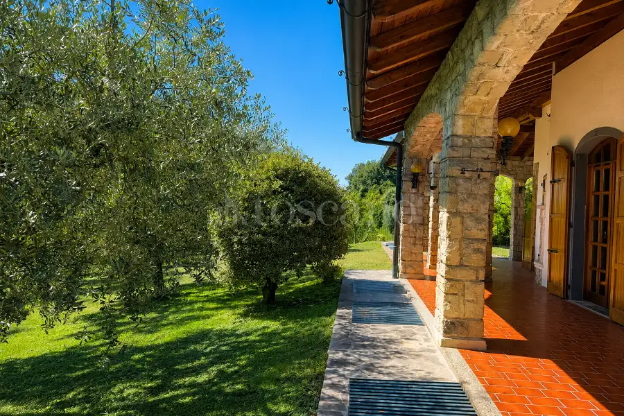 Villa in vendita di 500 mq a €1.100.000 (rif. 22/2026)