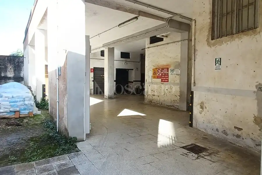 Box in vendita di 18 mq a €57.000 (rif. 23/2026)
