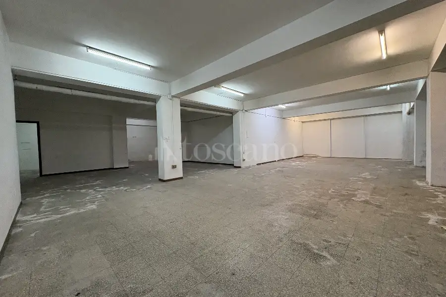 Ufficio in vendita di 200 mq a €109.000 (rif. 21/2026)