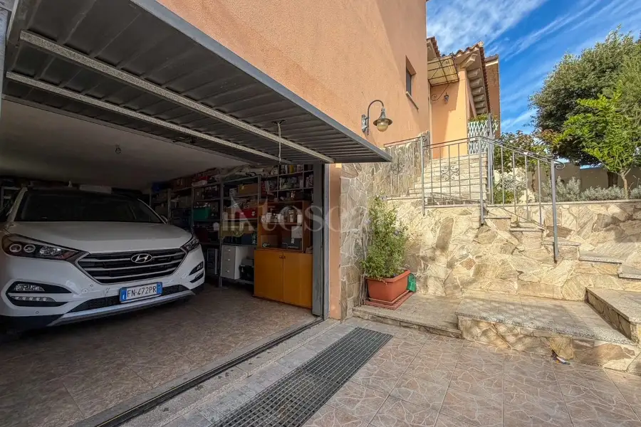 Villino a Schiera in vendita di 235 mq a €525.000 (rif. 91/2025)