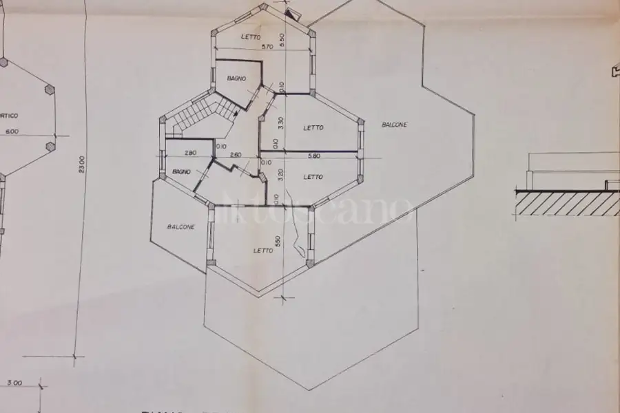 Villa in vendita di 392 mq trattativa riservata (rif. 98/2025)