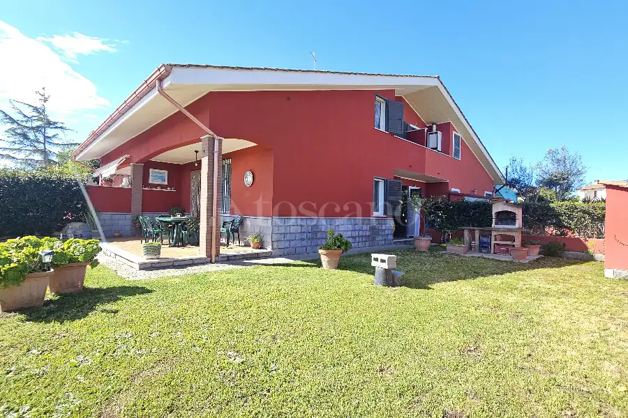 Villa Bifamiliare in vendita di 80 mq a €149.000 (rif. 21/2025)