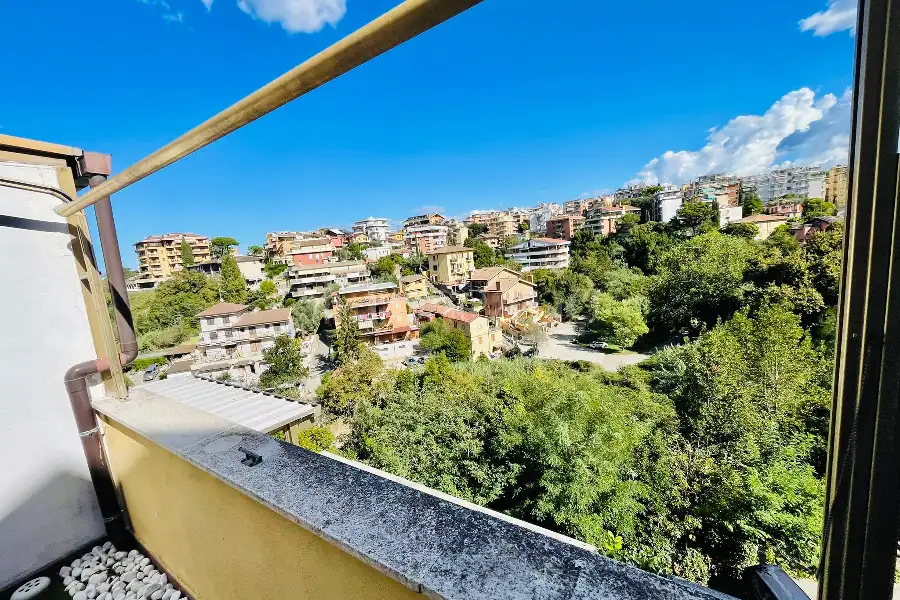 Attico in vendita di 90 mq a €409.000 (rif. 39/2026)