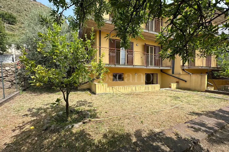 Villino a Schiera in vendita di 182 mq a €210.000 (rif. 31/2023)