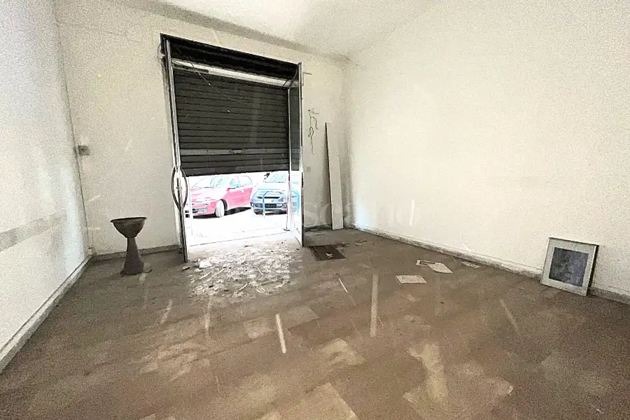 Negozio in affitto di 90 mq a €680 (rif. 56/2025)