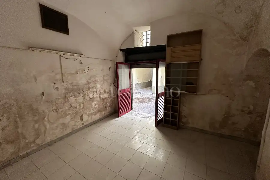 Negozio in vendita di 13 mq a €48.000 (rif. 27/2024)