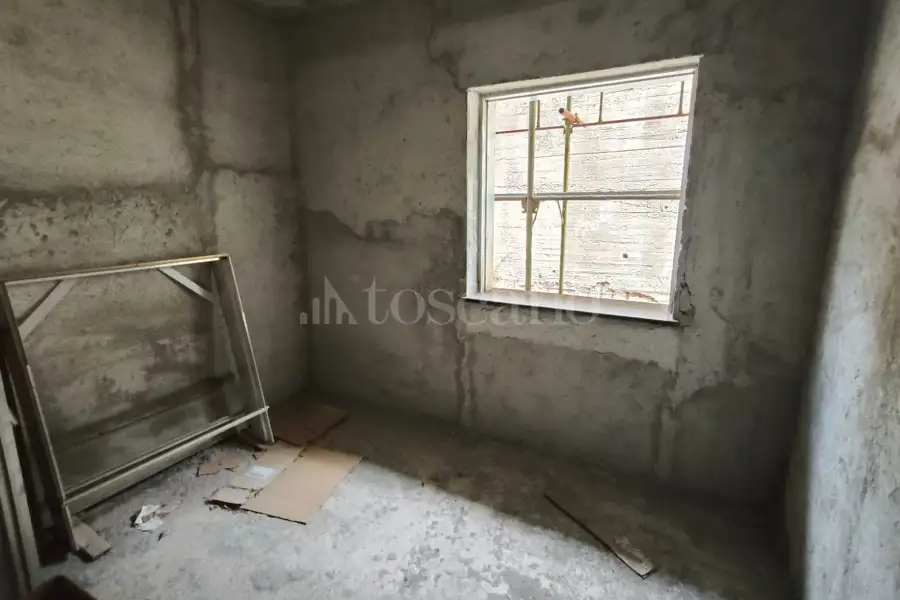 Villa in vendita di 270 mq a €75.000 (rif. 102/2025)