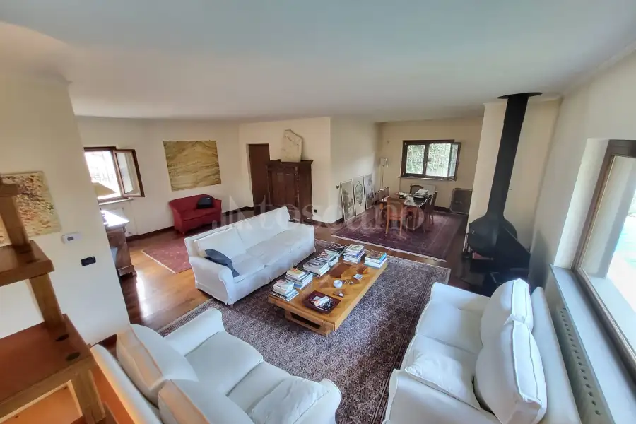 Villa in vendita di 229 mq a €510.000 (rif. 82/2025)