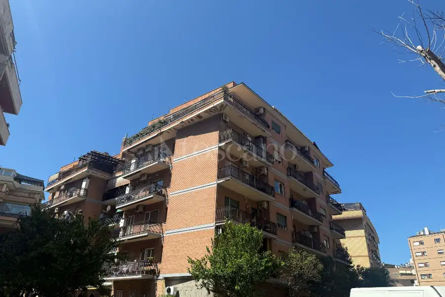 Attico in vendita di 130 mq a €529.000 (rif. 25/2025)