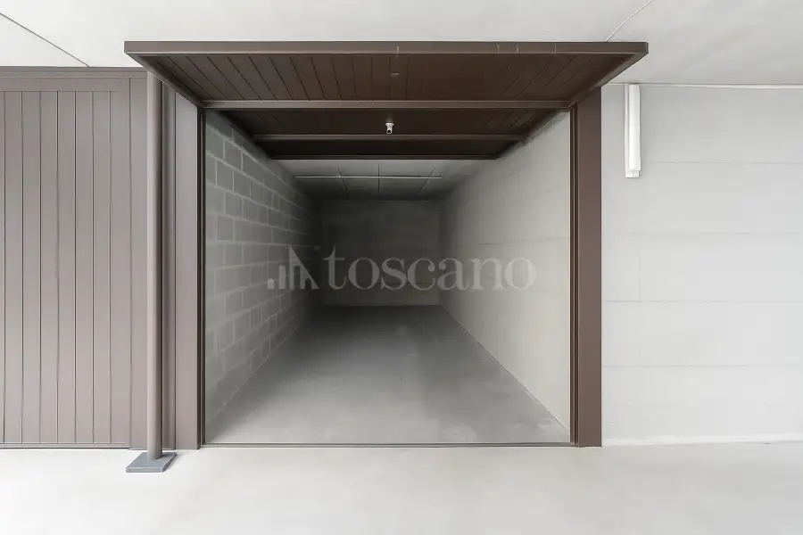 Box in vendita di 15 mq a €23.000 (rif. 21/2025)