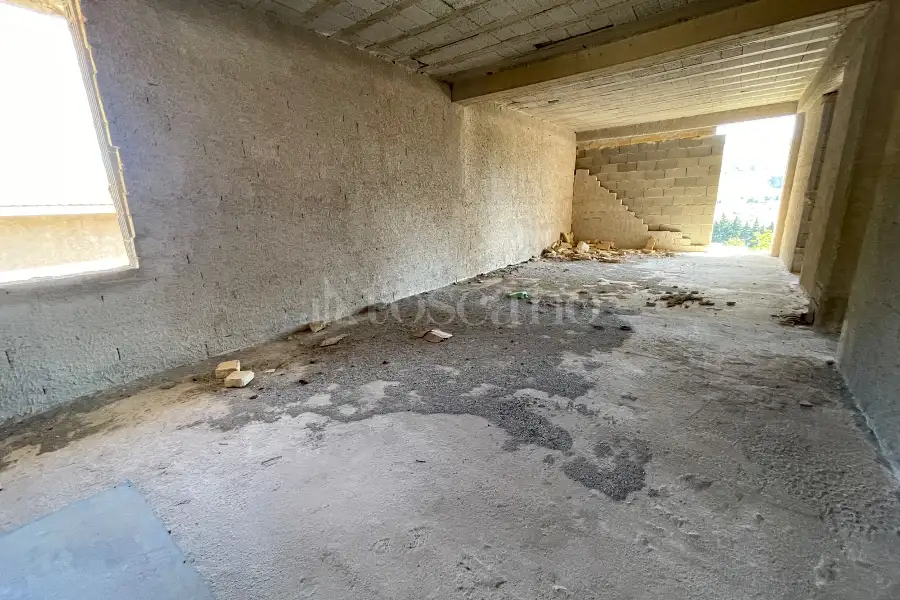 Villa in vendita di 500 mq a €270.000 (rif. 25/2026)