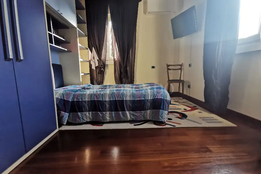 Casale in vendita di 600 mq a €1.400.000 (rif. 32/2026)