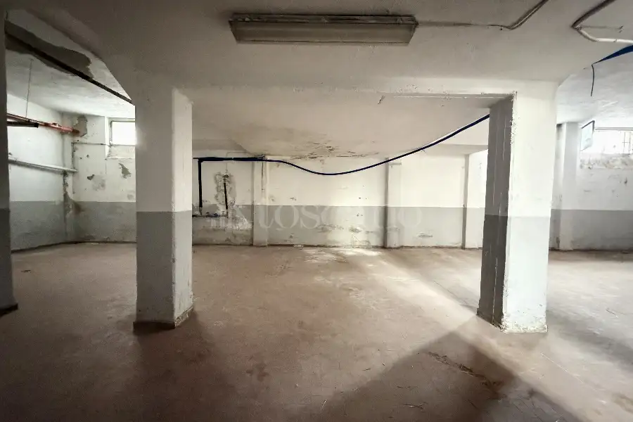 Laboratorio in vendita di 180 mq a €399.000 (rif. 10/2026)