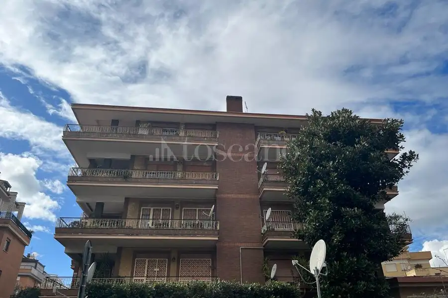 Attico in vendita di 175 mq a €699.000 (rif. 29/2026)