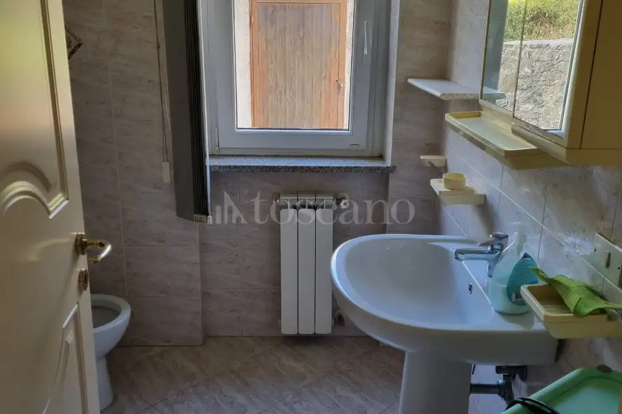 Villa in vendita di 452 mq a €237.000 (rif. 33/2024)
