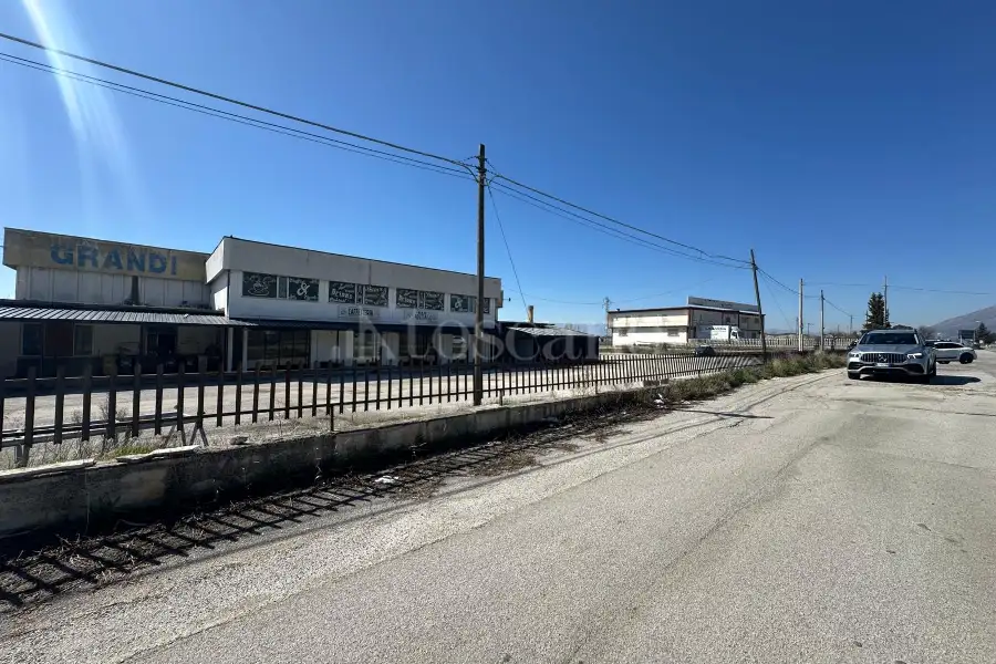 Capannone in vendita di 1.000 mq trattativa riservata (rif. 37/2025)