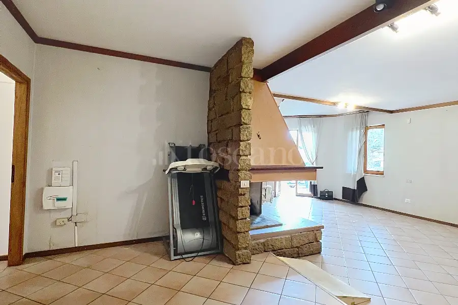 Casa Indipendente in vendita di 300 mq a €330.000 (rif. 24/2026)