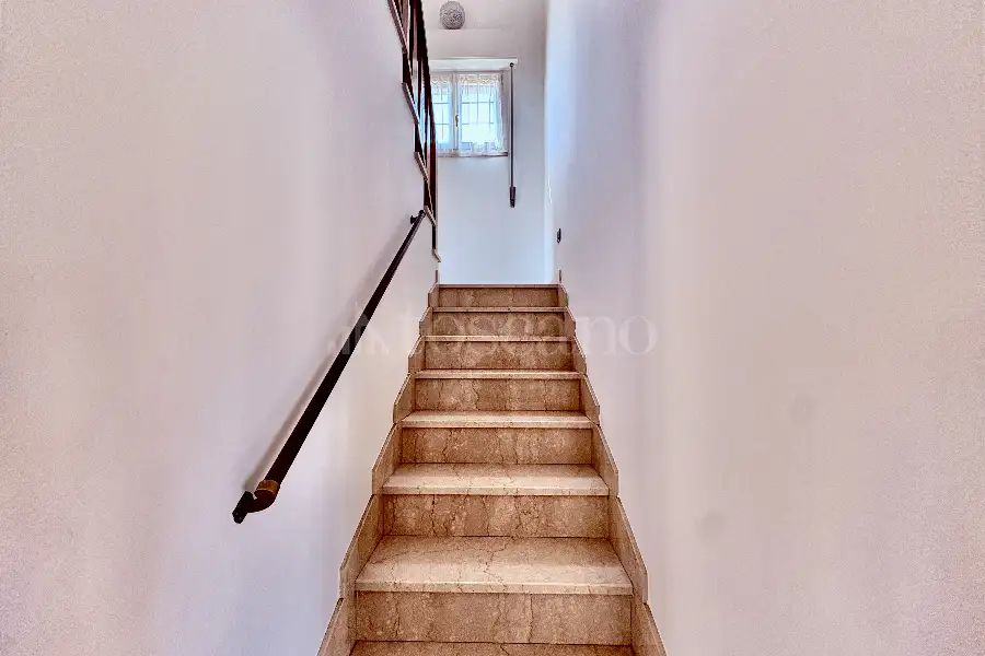 Villa Bifamiliare in vendita di 120 mq a €330.000 (rif. 17/2026)
