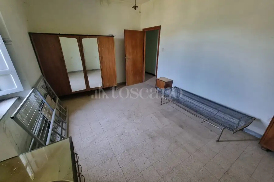 Casale in vendita di 660 mq a €95.000 (rif. 22/2025)