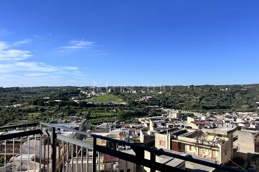 Casa in vendita di 190 mq a €65.000 (rif. 18/2025)