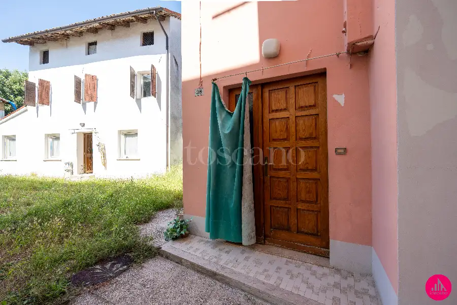Villino a Schiera in vendita di 130 mq a €87.000 (rif. 64/2026)